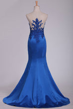 Load image into Gallery viewer, 2024 Mermaid Evening Dresses Scoop Satin With Applique Floor Length