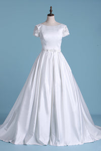 2024 New Arrival Scoop Wedding Dresses A Line Short Sleeves Court Train Satin