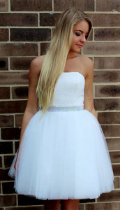 Strapless Ball Gown Tulle Beading Short Homecoming Dresses Ava White Pleated Princess