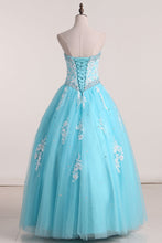 Load image into Gallery viewer, 2024 Strapless Quinceanera Dresses With Appliques Floor Length Tulle