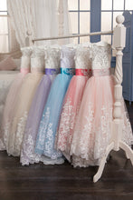 Load image into Gallery viewer, 2024 Flower Girl Dresses Scoop Ball Gown Tulle With Applique And Bow Knot