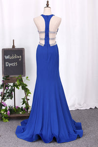2024 Open Back Mermaid Straps Evening Dresses Satin With Beading