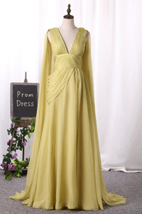 2024 Prom Dresses Flowing V-Neck Chiffon Column With Ruffles