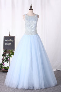 2022 Scoop Ball Gown Beaded Bodice Quinceanera Dresses Tulle