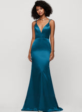 Load image into Gallery viewer, Michaela V-neck Trumpet/Mermaid Sweep Train Prom Dresses