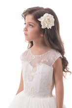 Load image into Gallery viewer, 2024 A Line Scoop Tulle With Beads And Applique Flower Girl Dresses