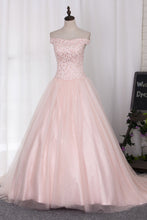 Load image into Gallery viewer, 2022 Ball Gown Boat Neck Quinceanera Dresses Tulle With Beading