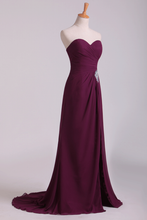 Load image into Gallery viewer, 2024 Sweetheart Sheath/Column Chiffon Prom Dress Ruffled And Beaded New