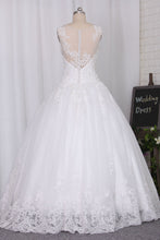 Load image into Gallery viewer, 2022 Wedding Dresses Scoop A Line With Beads And Applique