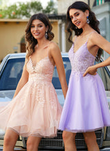 Load image into Gallery viewer, A-Line Homecoming Homecoming Dresses Tulle Henrietta Dress V-neck Lace Beading Short/Mini With