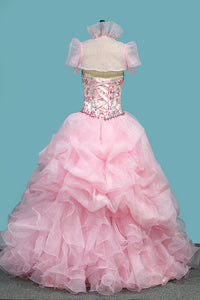 2024 Organza Ball Gown Quinceanera Dresses Sweetheart Beaded Bodice Lace Up