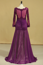 Load image into Gallery viewer, 2022 Grape V Neck Long Sleeves Mermaid Evening Dresses Chiffon With Applique And Ruffles