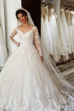 Load image into Gallery viewer, 2024 New Arrival Wedding Dresses A-Line V-Neck With Appliques Long Sleeves