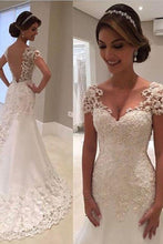 Load image into Gallery viewer, 2022 New Arrival Mermaid/Trumpet V-Neck Tulle Wedding Dresses With Applique Short Sleeves