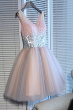 Load image into Gallery viewer, 2024 Tulle Homecoming Dresses A Line V Neck Sequined Bodice Short/Mini
