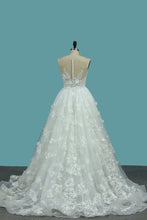 Load image into Gallery viewer, 2022 V Neck Lace Mermaid Wedding Dresses With Applique Chapel Train