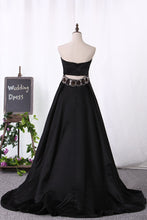 Load image into Gallery viewer, 2022 Prom Dresses Sweetheart Satin With Beads Sweep Train A Line