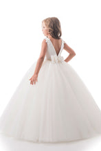 Load image into Gallery viewer, 2024 Open Back Scoop Flower Girl Dresses Ball Gown Tulle &amp; Lace Floor Length
