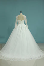 Load image into Gallery viewer, 2022 Wedding Dresses Scoop Long Sleeves A Line Tulle With Applique And Beads