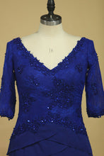 Load image into Gallery viewer, 2022 Dark Royal Blue Mother Of The Bride Dresses Chiffon V Neck With 3/4 Length Sleeves