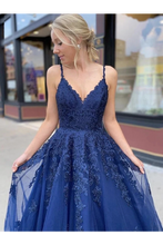 Load image into Gallery viewer, Dark Blue Tulle Applique Spaghetti Straps Long Prom Dress Evening Dress