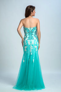 2022 Prom Dresses Strapless Mermaid With Beading And Applique