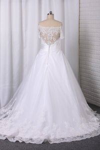 2022 A Line Boat Neck Wedding Dresses Short Sleeves Tulle With Applique Chapel Train