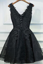 Load image into Gallery viewer, 2024 Fantastic V-Neck Homecoming Dresses A Line Lace Black Lace Up