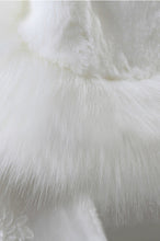 Load image into Gallery viewer, Glamorous Faux Fur Wedding Wrap