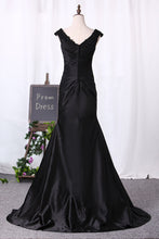Load image into Gallery viewer, 2022 Mermaid Evening Dresses Cap Sleeves Satin With Beading Sweep Train