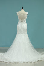 Load image into Gallery viewer, 2024 New Arrival Wedding Dresses V Neck Mermaid Tulle With Applique Chapel Train