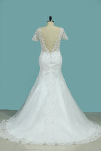 Load image into Gallery viewer, 2024 New Arrival Mermaid/Trumpet Wedding Dresses V-Neck Tulle With Applique Short Sleeves
