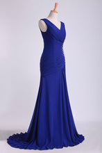 Load image into Gallery viewer, 2022 V Neck Pleated Bodice Column Sweep Train Prom Dress With Beads