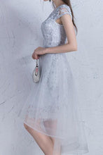 Load image into Gallery viewer, 2024 Lace &amp; Tulle Scoop Cap Sleeves Sheath Above Knee Length Homecoming Dresses