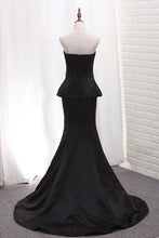 Load image into Gallery viewer, 2022 Mermaid Evening Dresses Sweetheart Satin With Beading Sweep Train