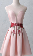 Load image into Gallery viewer, Short Camilla Lace Pink Homecoming Dresses With Pleated Up Mini Light CD355