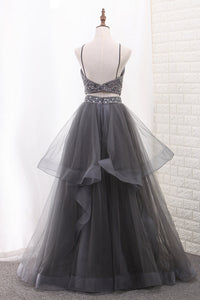 2022 A Line Tulle Spaghetti Straps Two-Piece Prom Dresses With Beads