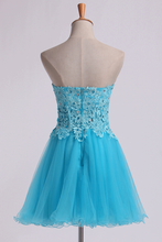 Load image into Gallery viewer, 2022 Homecoming Dress Sweet Short/Mini A Line Tulle Skirt With Applique And Beads