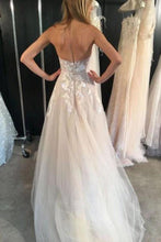 Load image into Gallery viewer, Ivory Strapless Tulle Long Beach Wedding Dresses, Sexy Appliques Bridal Dress