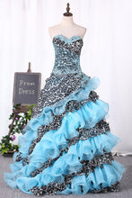 Load image into Gallery viewer, 2024 Quinceanera Dresses Ball Gown Sweetheart Floor Length With Ruffle And Jacket