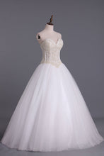 Load image into Gallery viewer, 2022 Wedding Dresses A-Line Sweetheart See Through Tulle With Pearls Lace Up Floor Length