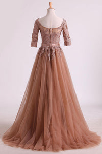 2022 Mother Of The Bride Dresses A Line Bateau Tulle With Applique & Sash Sweep Train