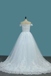 2022 Tulle A Line Off The Shoulder Wedding Dresses With Applique Sweep Train