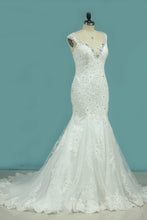 Load image into Gallery viewer, 2024 New Arrival Wedding Dresses V Neck Mermaid Tulle With Applique Chapel Train