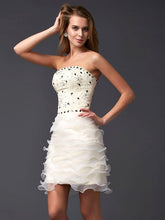 Load image into Gallery viewer, Sheath/Column Strapless Sleeveless Beading Short Tulle Briana Homecoming Dresses