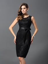 Load image into Gallery viewer, Sheath/Column Jewel Sleeveless Short Dresses Lace Satin Homecoming Dresses Madalynn Cocktail